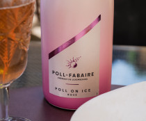 Crémant POLL-FABAIRE POLL ON ICE Rosé Domaines Vinsmoselle Brasserie Abtei